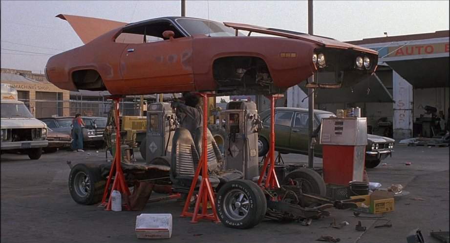 Plymouth Satellite
