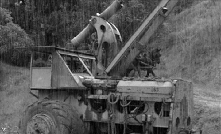 Minneapolis-Moline UTI