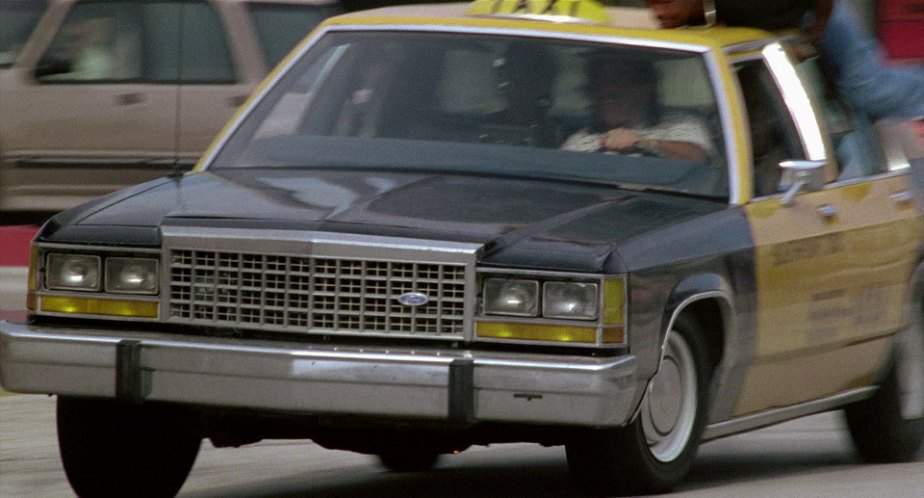 Ford LTD Crown Victoria
