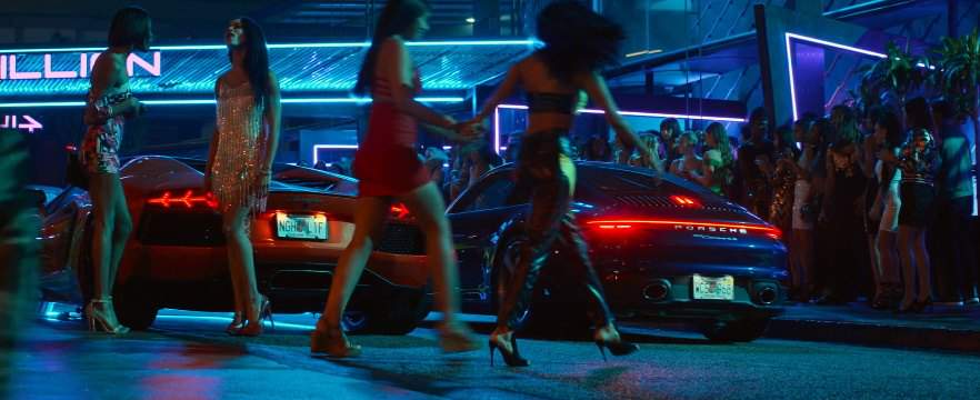 Lamborghini Aventador LP 700-4