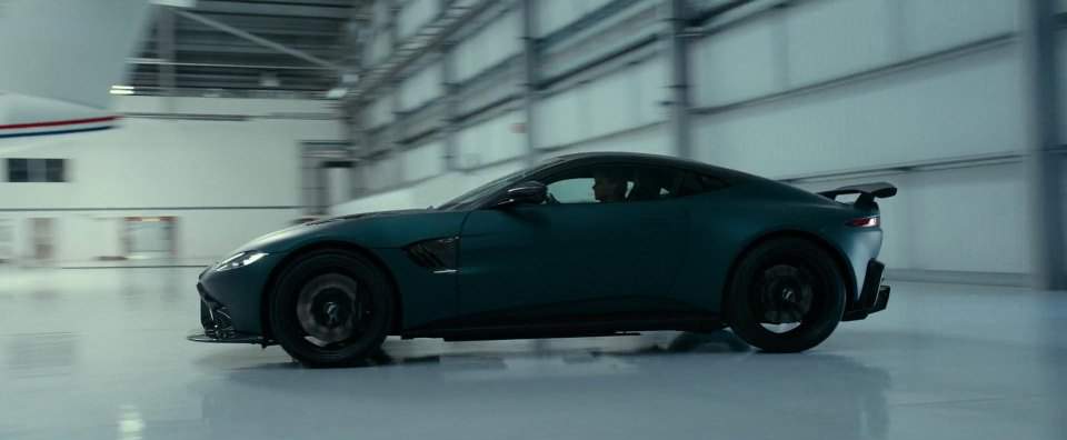 Aston Martin Vantage