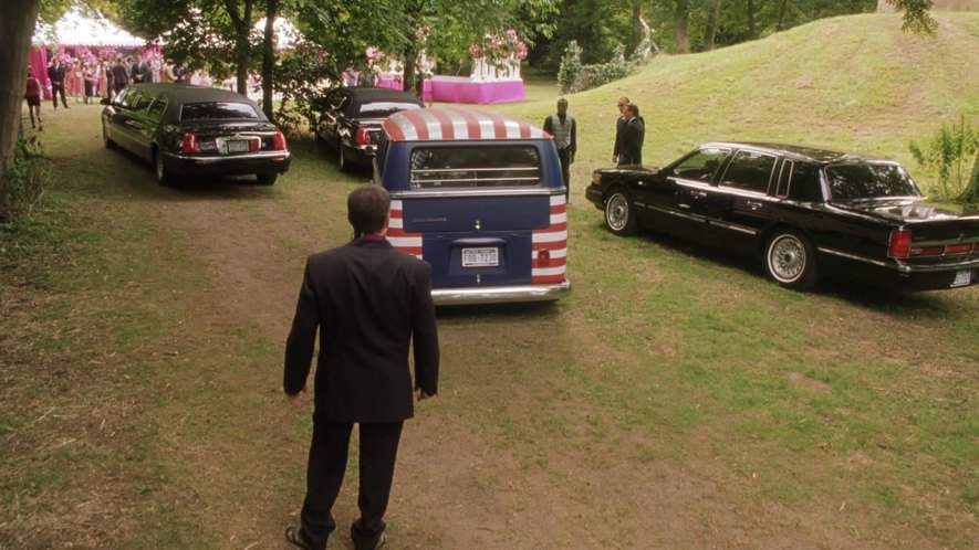 Lincoln Town Car Stretched Limousine