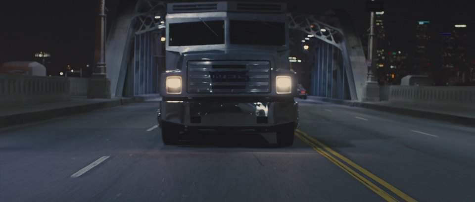 Ford F-700