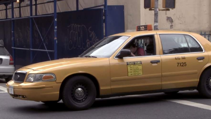 Ford Crown Victoria