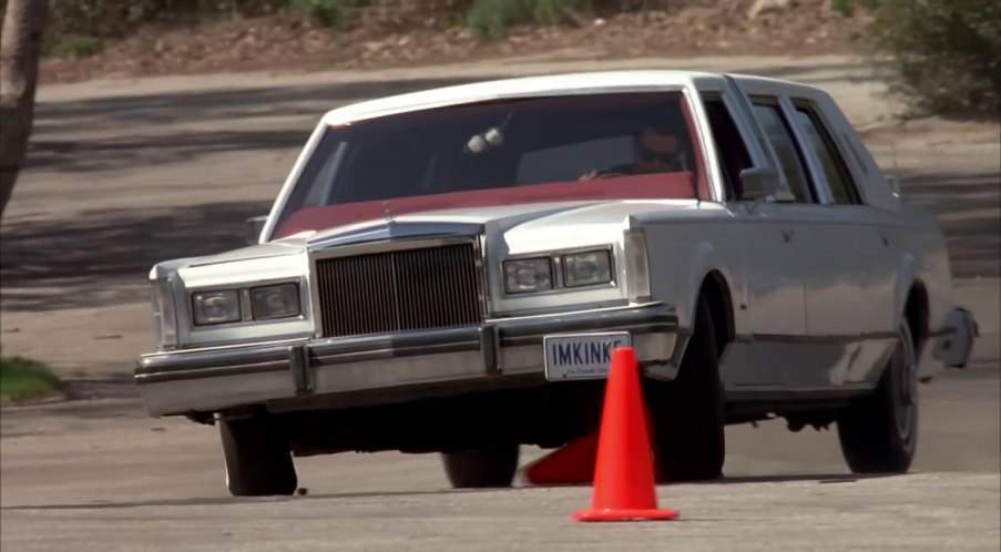 Lincoln Town Car Stretched Limousine