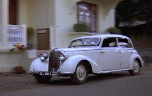 Mercedes-Benz 230