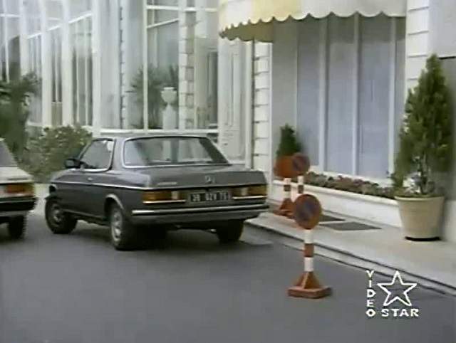 Mercedes-Benz 230 CE