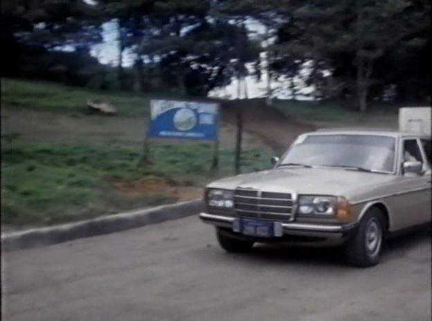 Mercedes-Benz 300 D