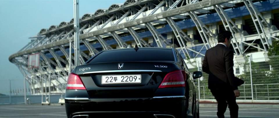 Hyundai Equus