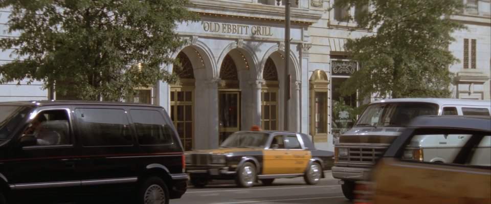 Chrysler New Yorker Fifth Avenue