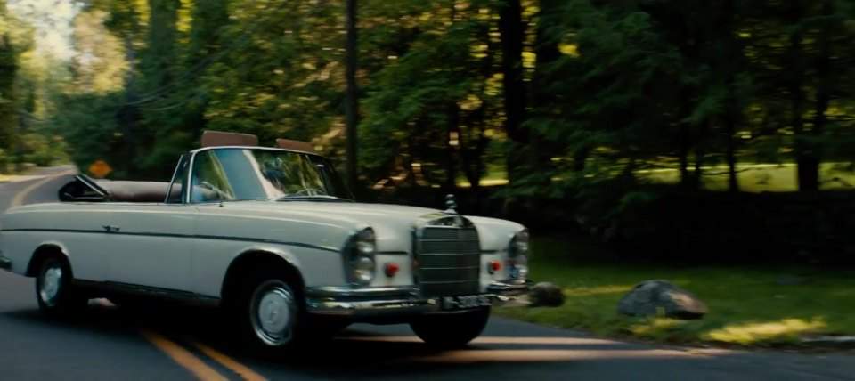 Mercedes-Benz 300 SE Convertible