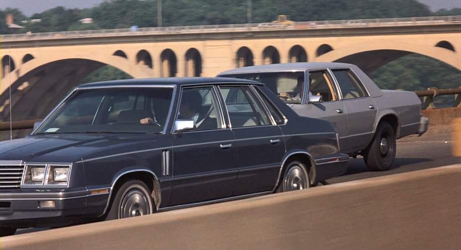 Dodge 600