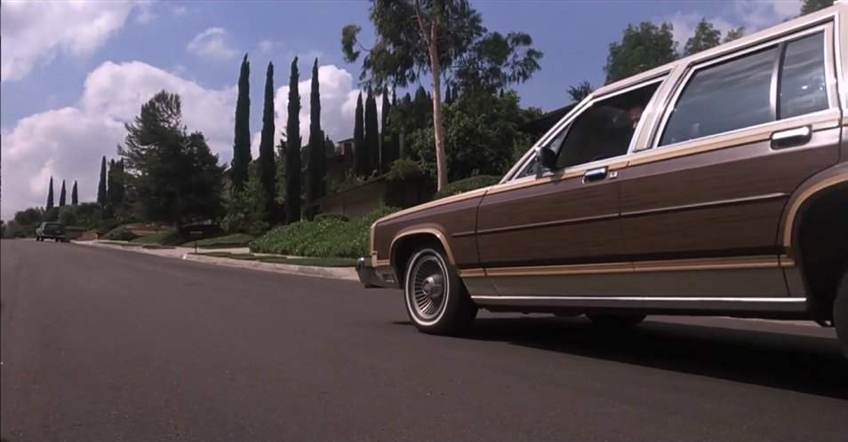 Ford LTD Country Squire