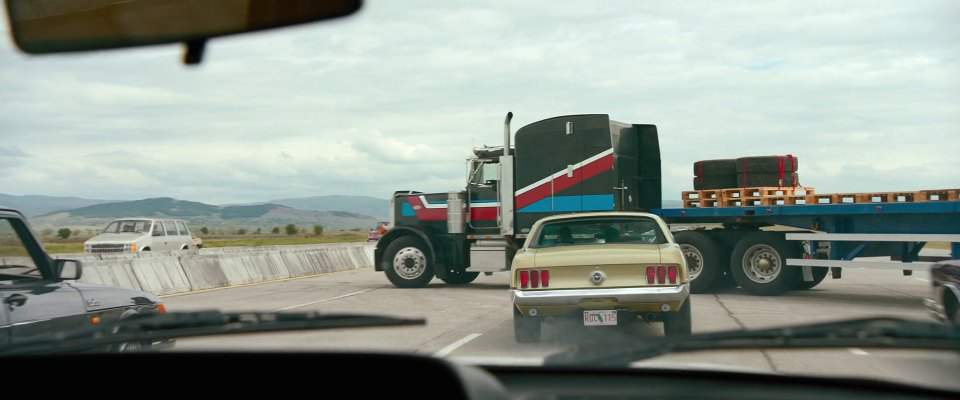Peterbilt 379
