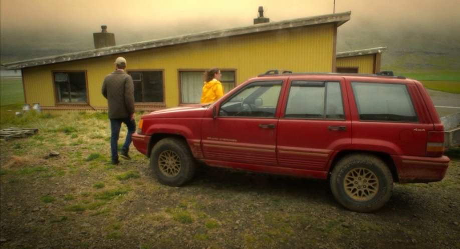 1993 Jeep Grand Cherokee in It Hatched