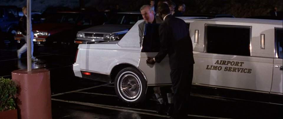 Lincoln Town Car Stretched Limousine