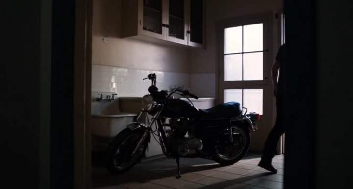 Triumph T 140 D Bonneville Special