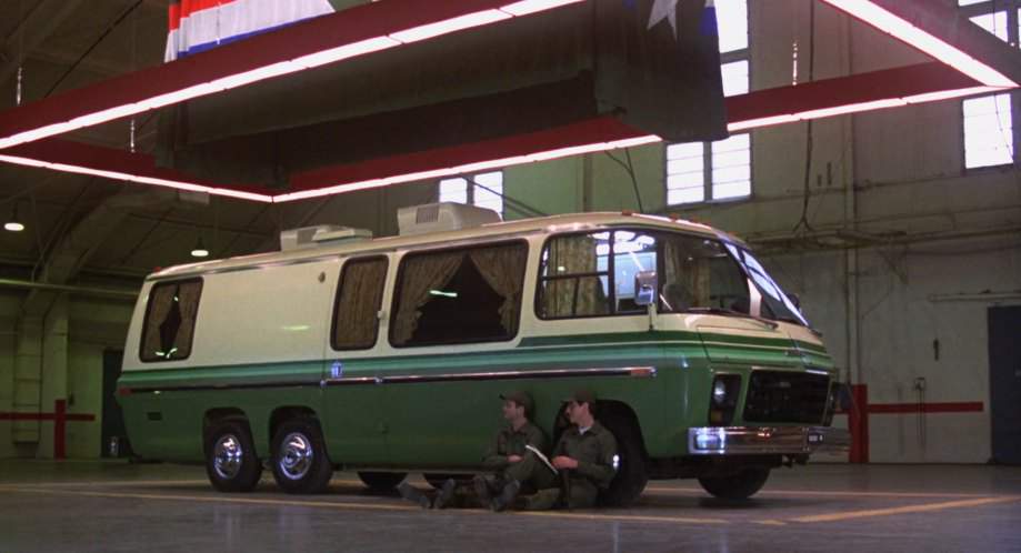 GMC MotorHome Palm Beach