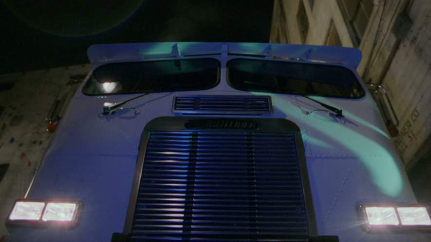 Freightliner FLT