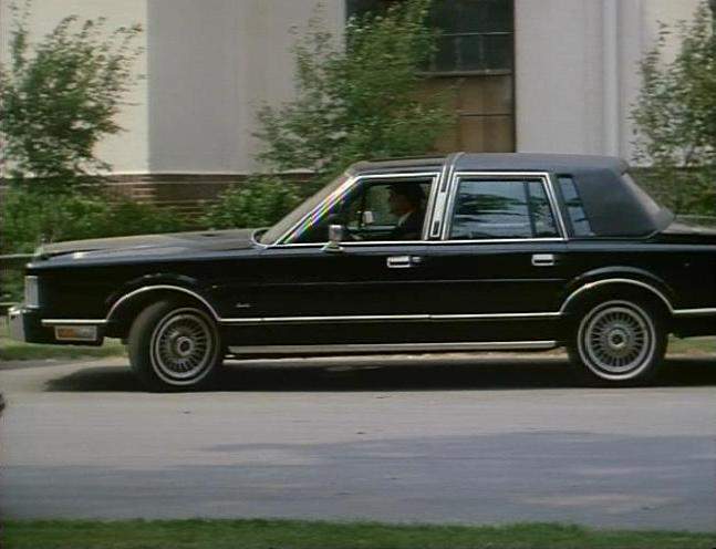 Lincoln Town Car