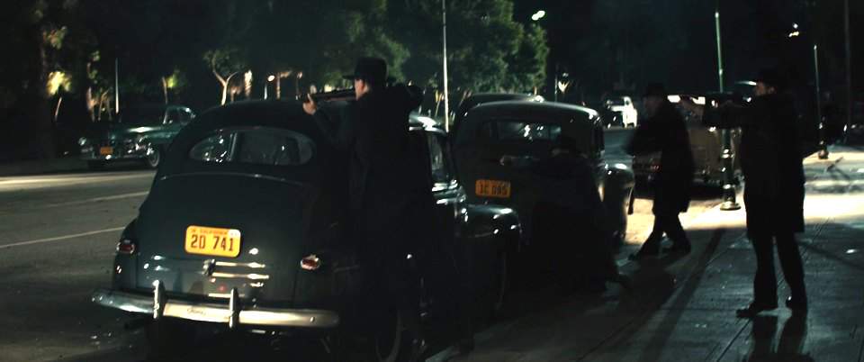 Ford Super De Luxe