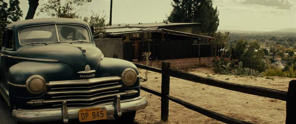 Plymouth De Luxe