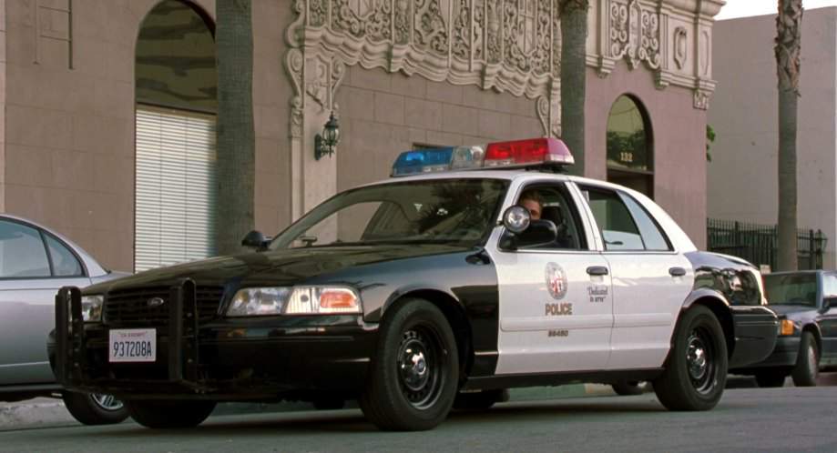 Ford Crown Victoria