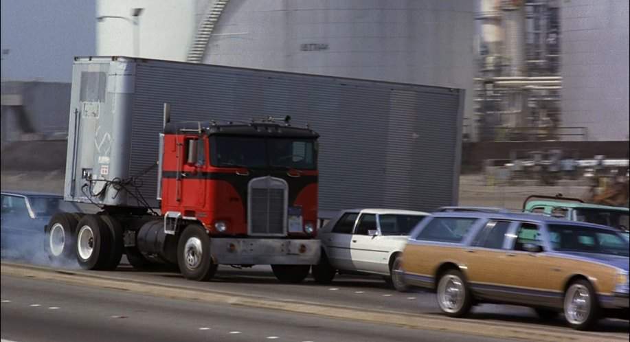 Kenworth K-100