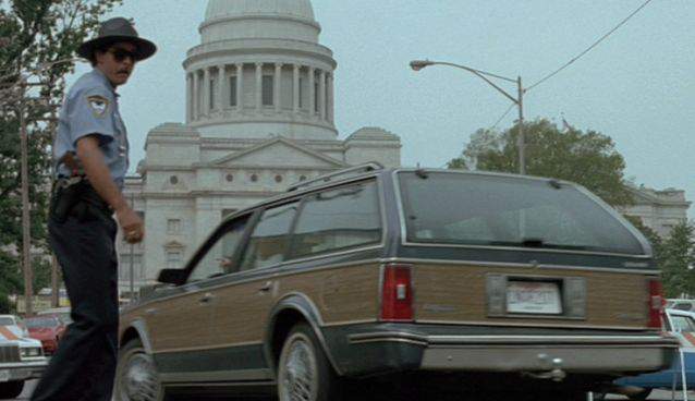 Oldsmobile Cutlass Cruiser