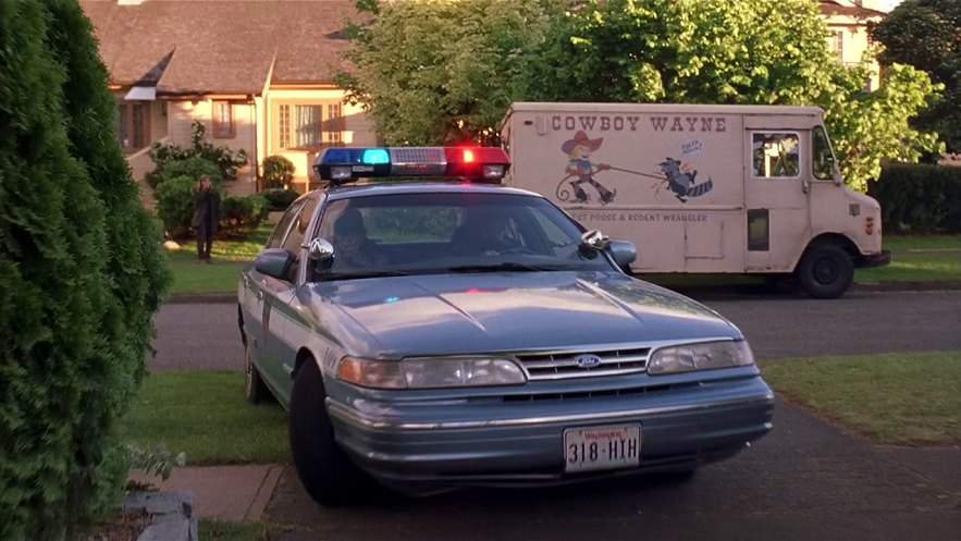 Ford Crown Victoria