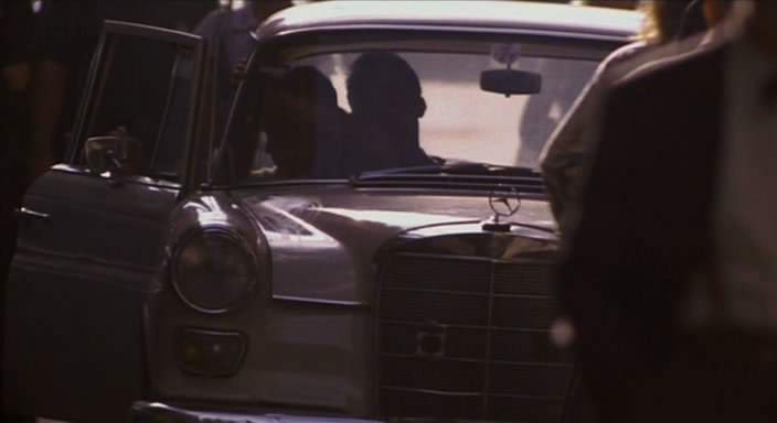 Mercedes-Benz 200