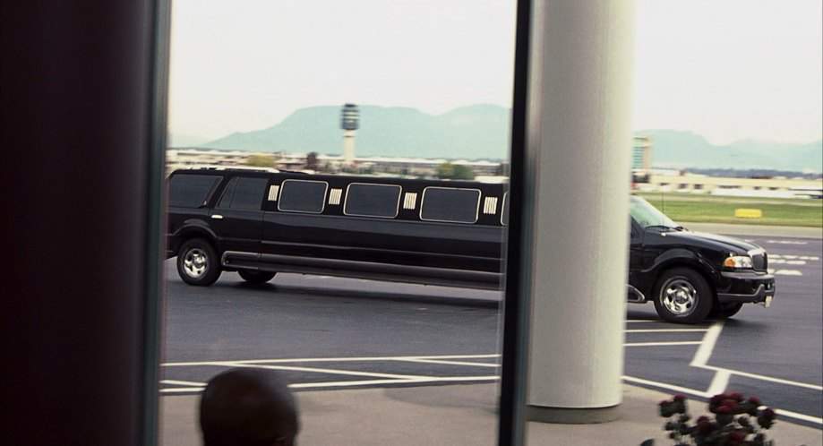 Lincoln Navigator Stretched Limousine