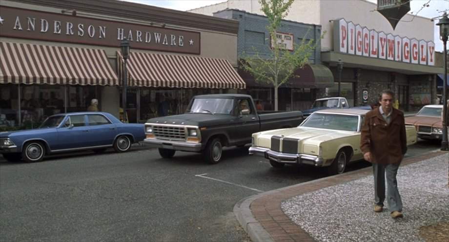 Chrysler New Yorker Brougham