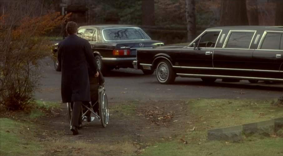 Lincoln Town Car Stretched Limousine