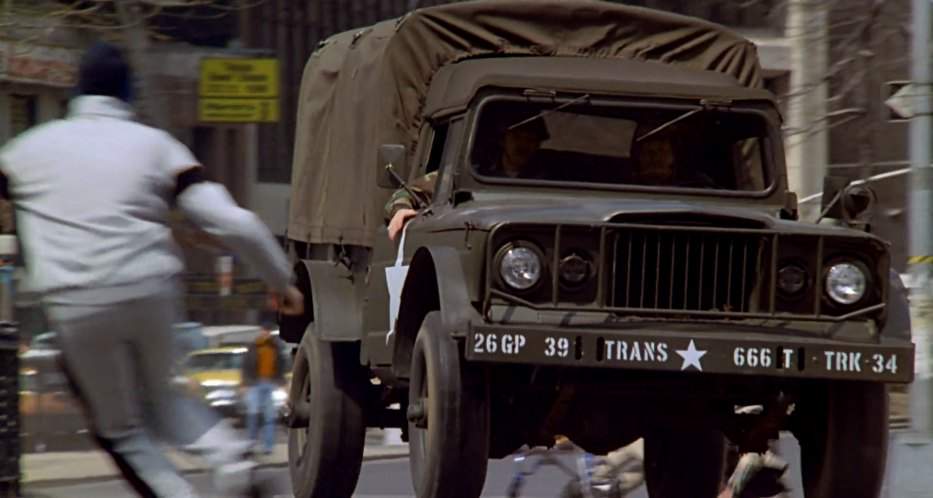 Jeep M-715 in Splash