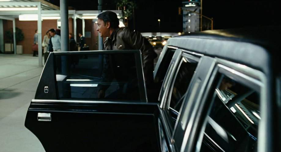 Lincoln Town Car Stretched Limousine