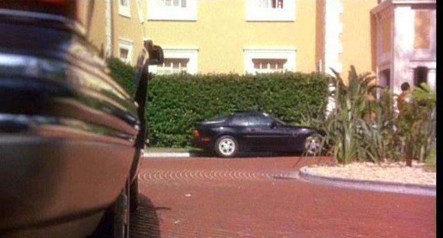 Porsche 944