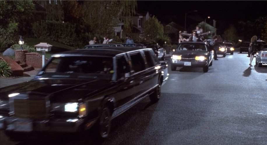 Lincoln Town Car Stretched Limousine