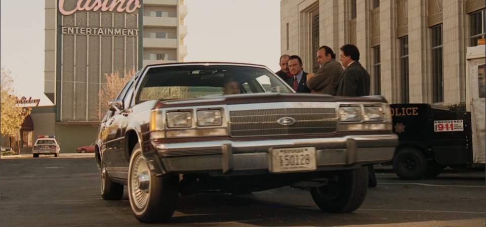 Ford LTD Crown Victoria