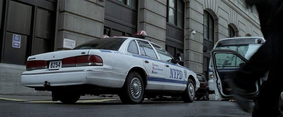 Ford Crown Victoria