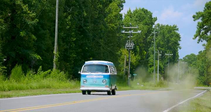 Volkswagen Campmobile T2 Typ 2 in One Last Summer
