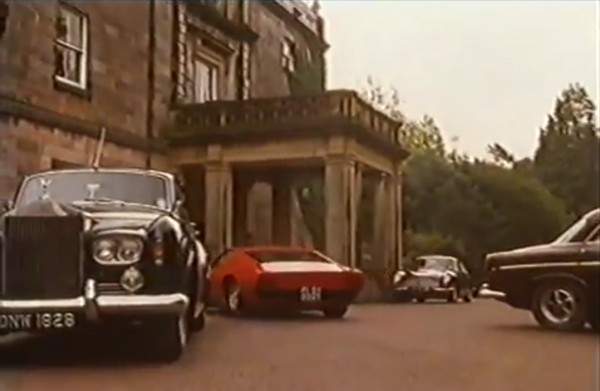 Aston Martin DB6 MkI