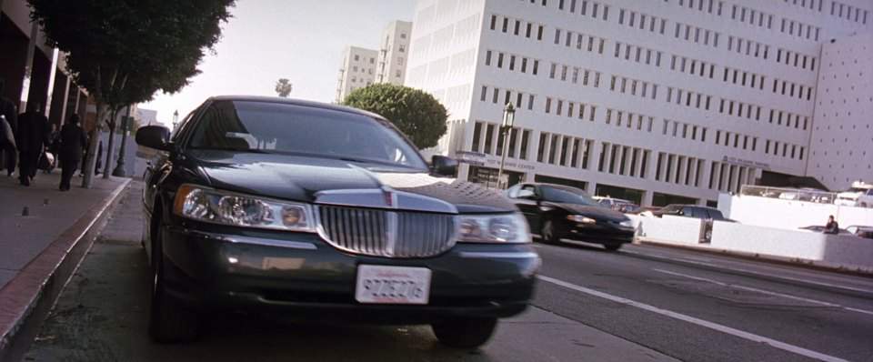 Lincoln Town Car Stretched Limousine
