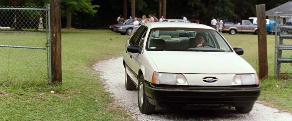 Ford Taurus