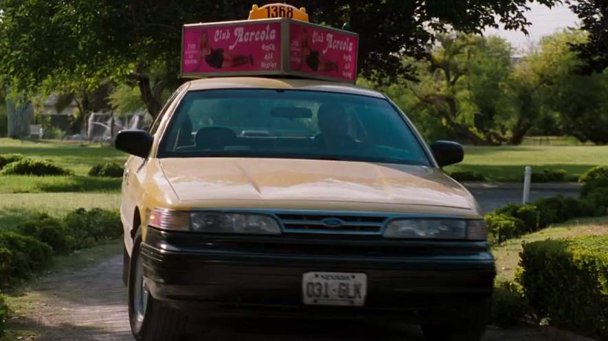 Ford Crown Victoria