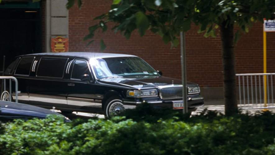 Lincoln Town Car Stretched Limousine