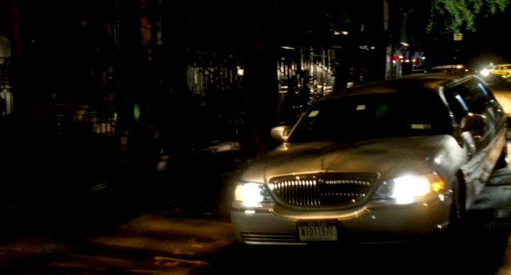 Lincoln Town Car Stretched Limousine