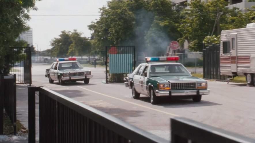 Ford LTD Crown Victoria