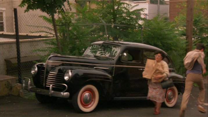 Plymouth De Luxe