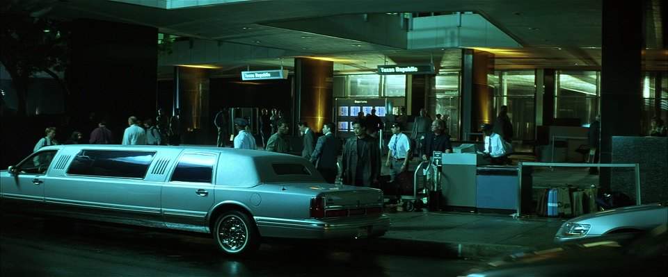 Lincoln Town Car Stretched Limousine